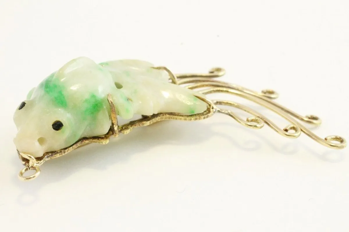 Jade carp fish brooch in 14 carat gold