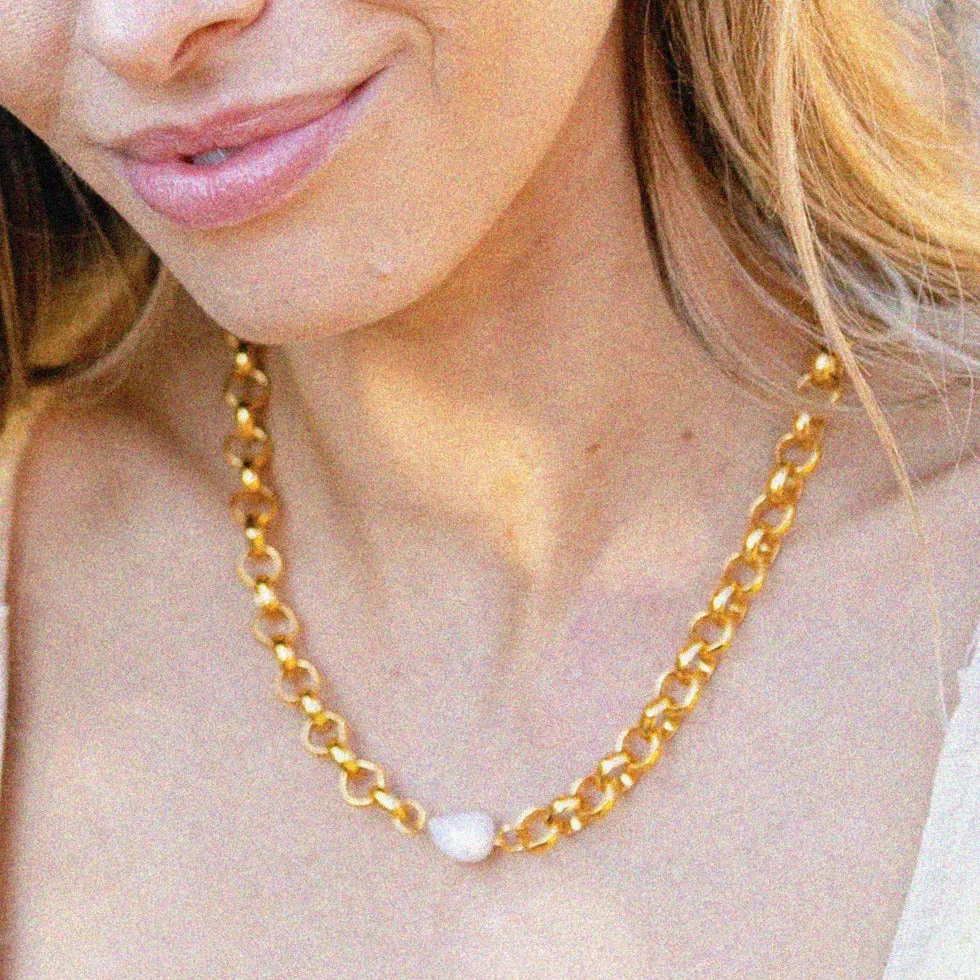 Meandro Pearl Statement Necklace